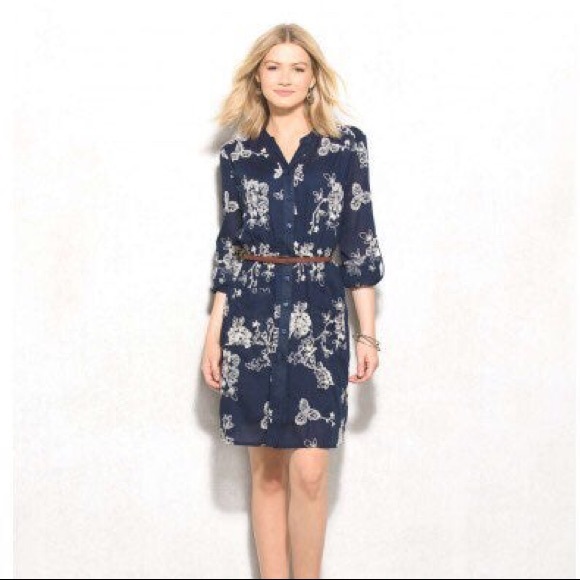 Westport Dresses & Skirts - Westport Navy & White Embroidered Belted D…